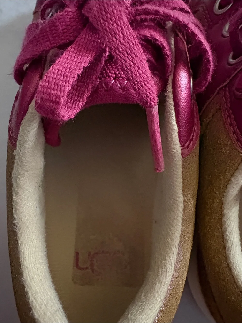 UGG Kids Chestnut and Pink Lace-Up Sneakers